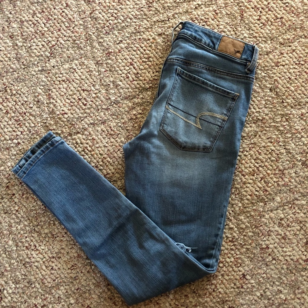 ✨ High Rise American Eagle jeans